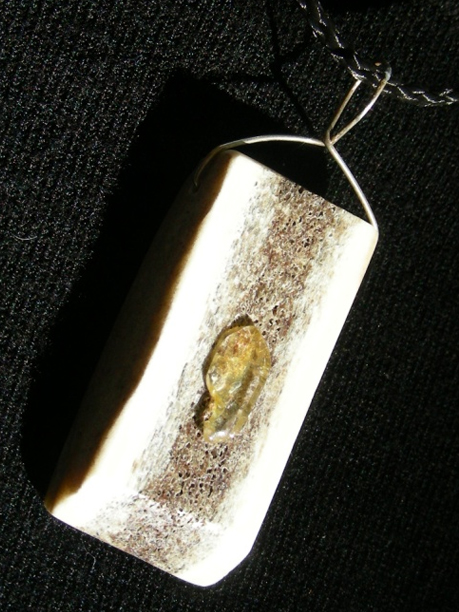 Schmuck aus Damhirschgeweih mit Citrin Made by Dr. Scheibe