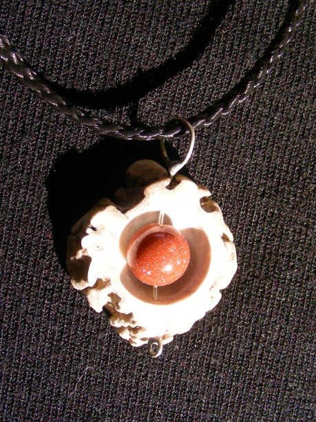 Schmuck aus Damhirschgeweih mit Goldfluss Made by Dr. Scheibe